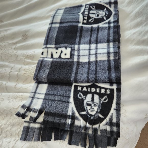 Raiders scarf - Picture 2 of 2